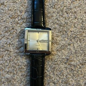 Concepts women’s‎ vintage 90’s retro silver/black adjustable bracelet watch